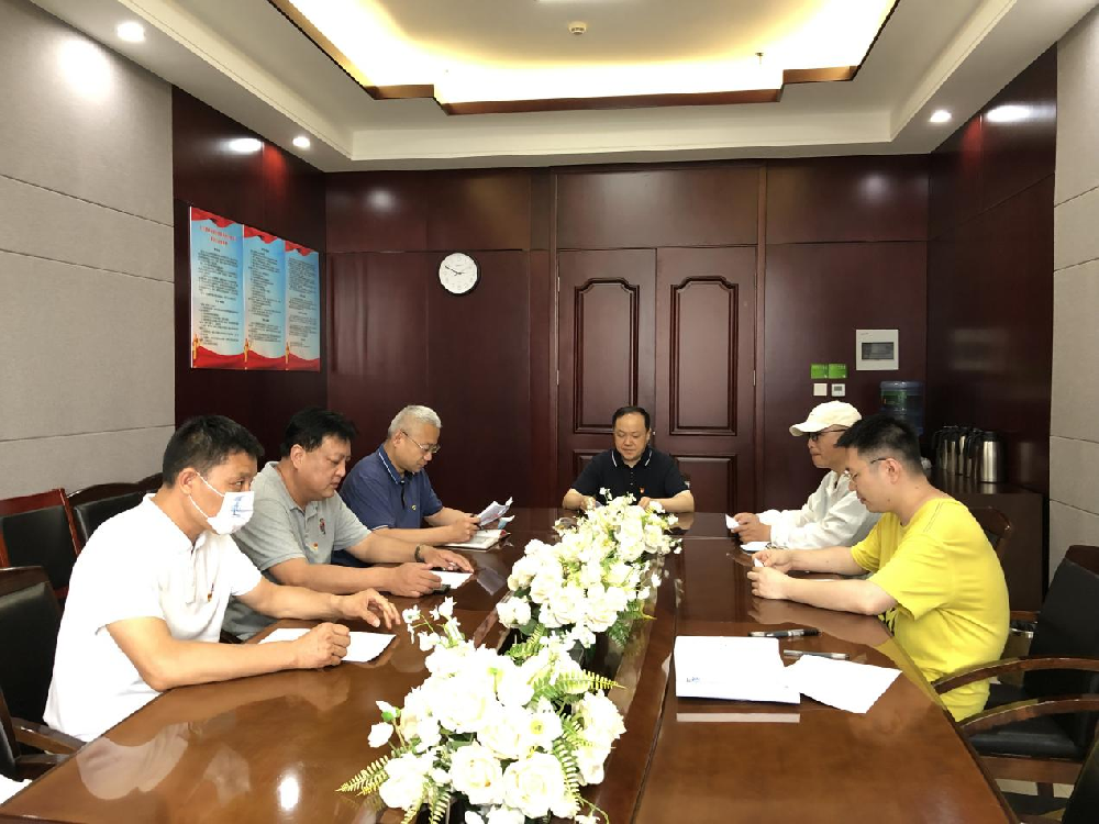 赫喆团支部组织召开“郑州‘7·20’特大暴雨灾害追责问责案件以案促改”专题组织生活会