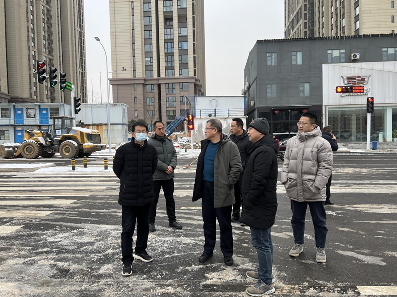 dcbox小金库官网总经理助理黄志澎到市政道路项目检查指导工作